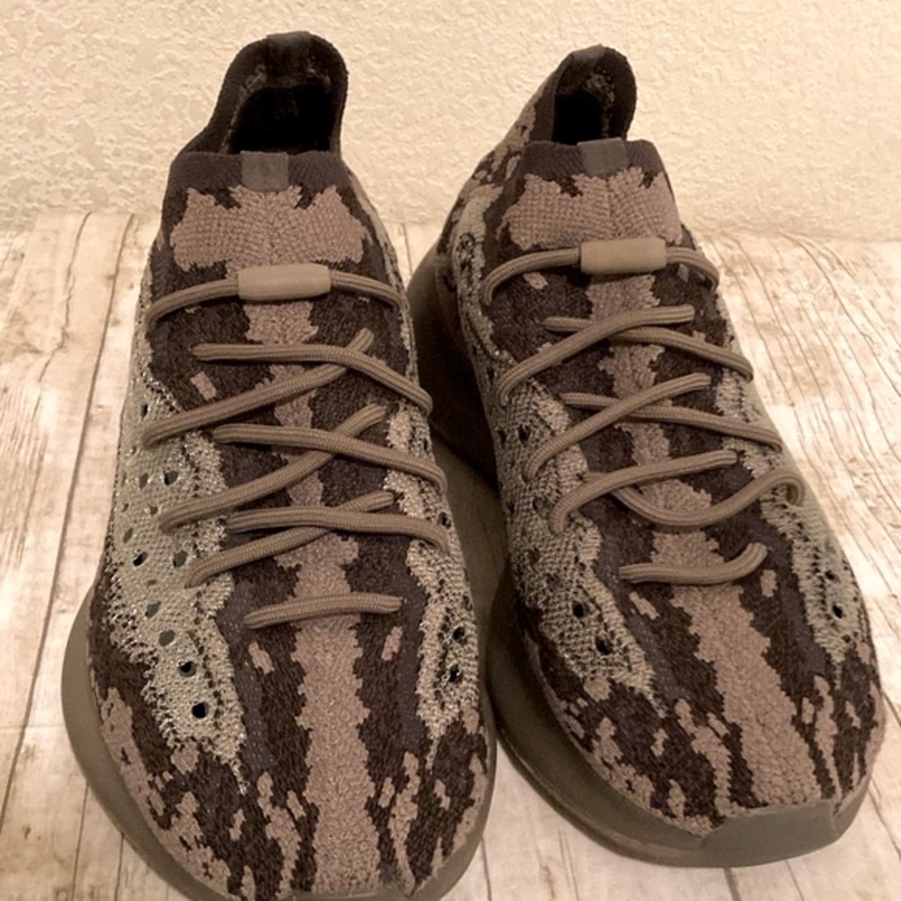 Adidas Yeezy Boost 380